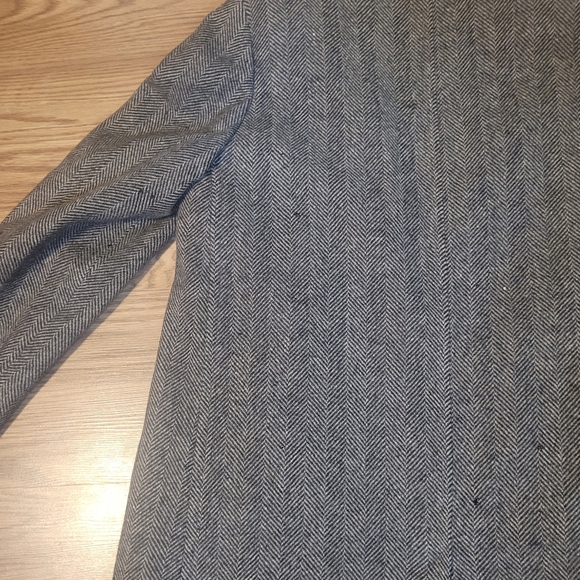 Classic Gray Herringbone Coat - Picture 13 of 16